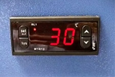 冷水機組溫度如何設(shè)定與控制(MTR12溫控器)？