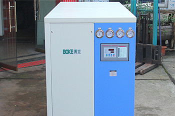 冷水機出現(xiàn)異常需要檢查哪些地方？